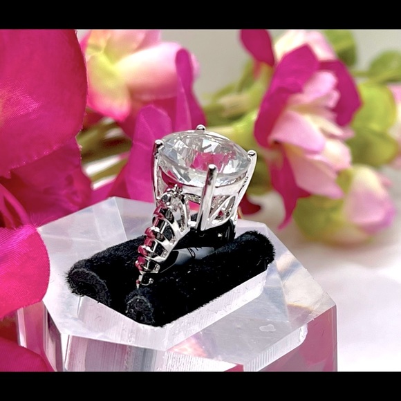 Jewelry - Ice White Fluorite 925 Ring